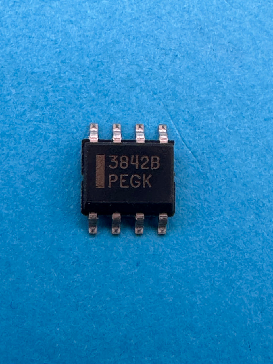 UC3842B SURFACE MOUNT IC