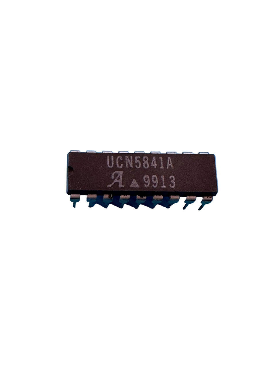 UCN5841 18 PIN IC