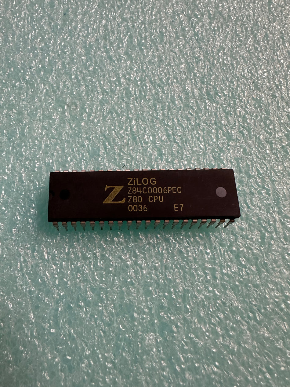 Z84C0006PEC  40 PIN IC