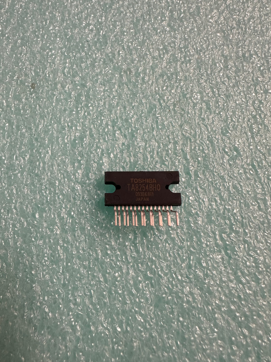 TA8254BH TOSHIBA IC