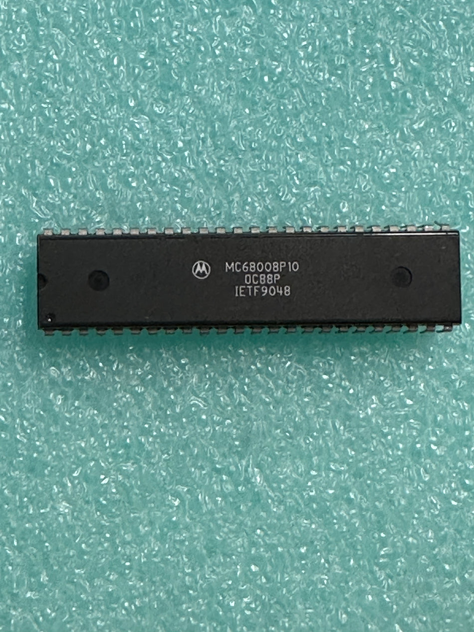 MC68008P10 MOTOROLA IC