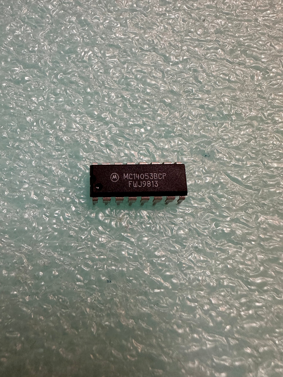 MC14053BCP,4053,  MOTOROLA IC