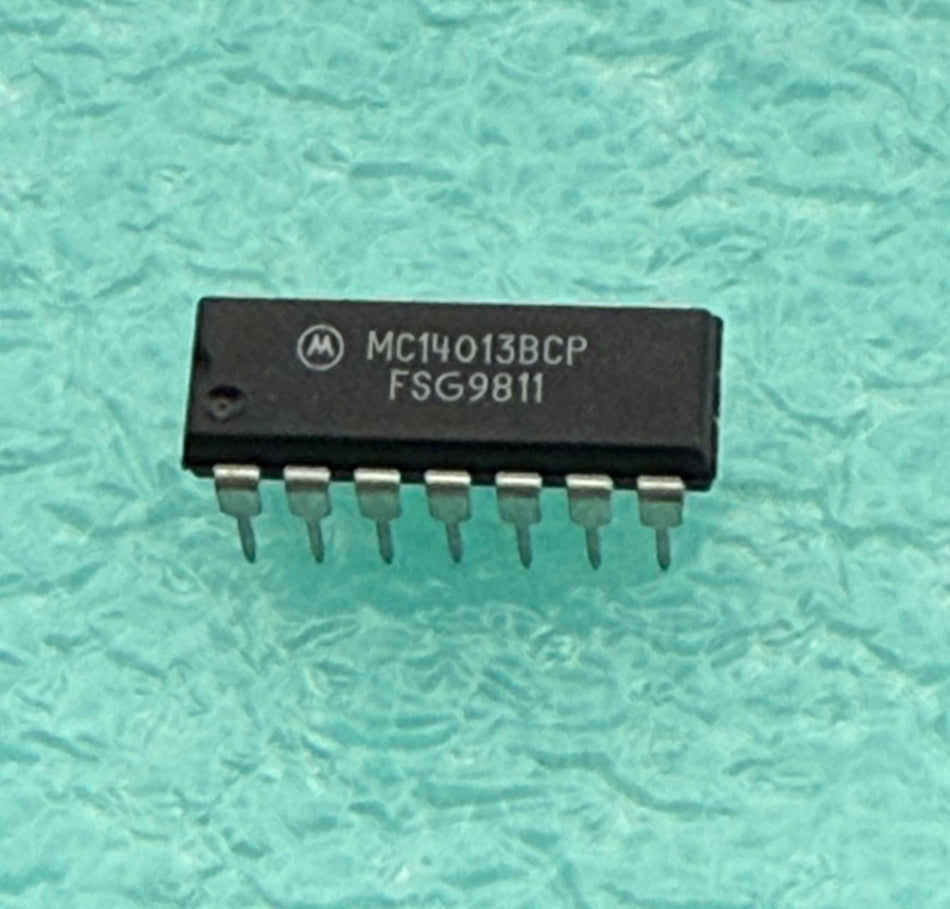 4013 IC, MC14013BCP