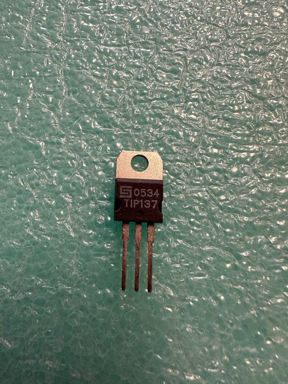 TIP137, TO-220 TRANSISTOR