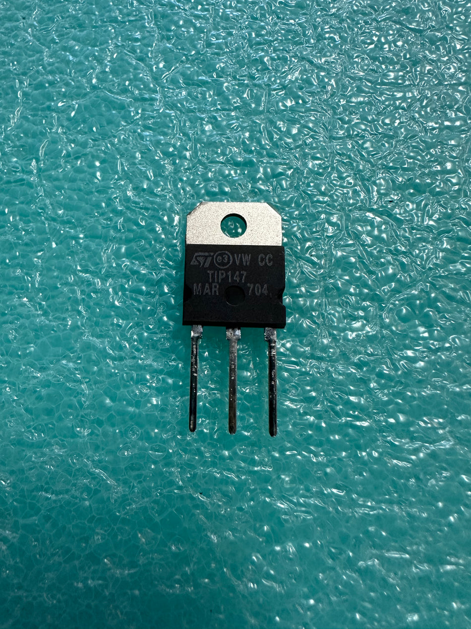 TIP147, TO-3P TRANSISTOR