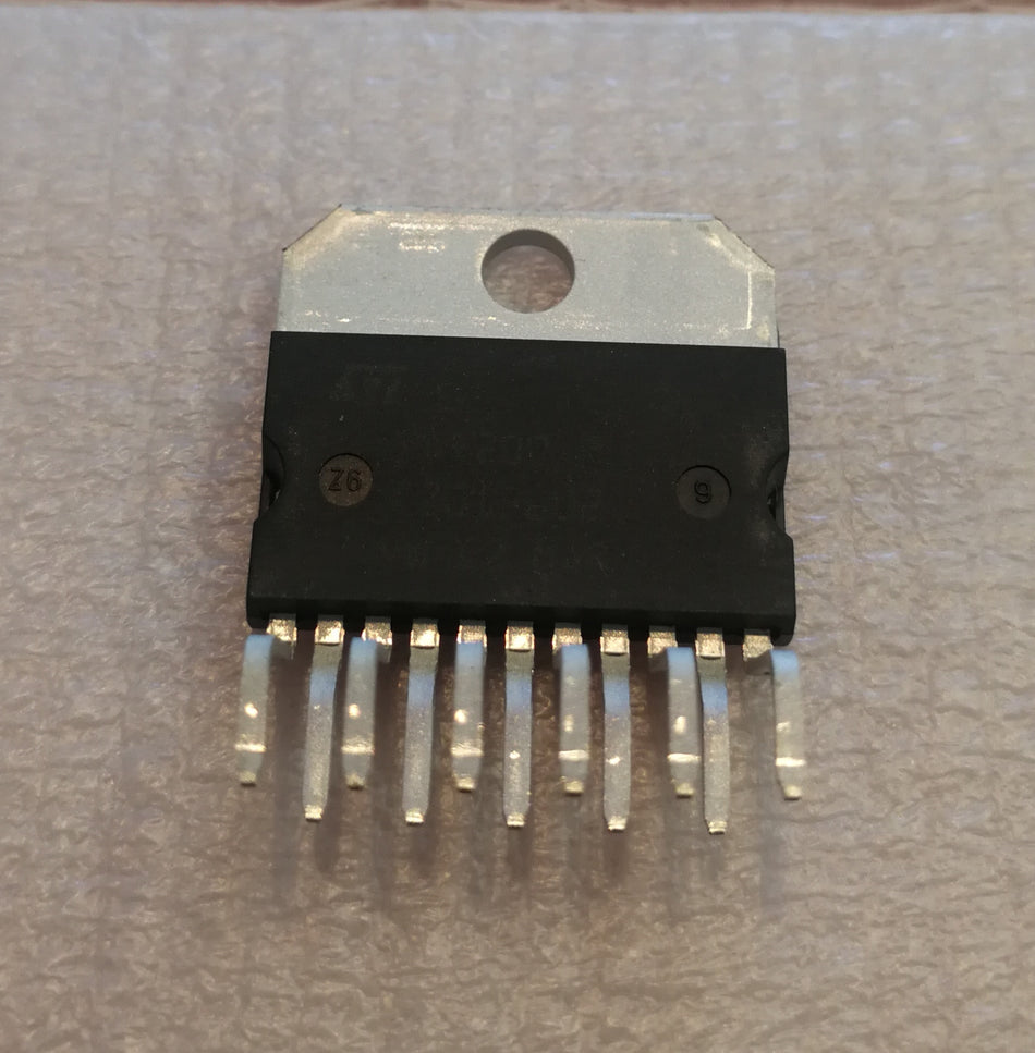 TDA2004 ORIGINAL NEW IC