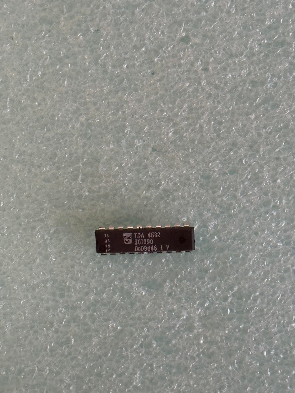 TDA4882, PHILIPS ORIGINAL IC TDA4882 20 PIN IC